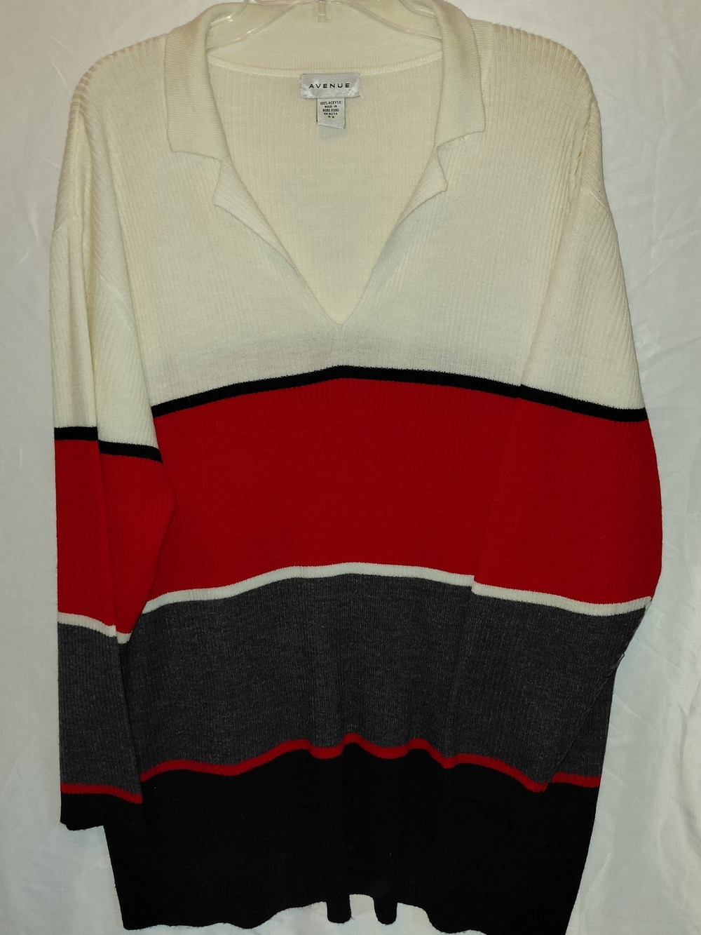 Avenue Women's Colorblock Collared Sweater - Cream, Red, Gray, Black